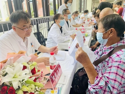 減費用、少奔波!六院領(lǐng)銜上海首個腎病腹透治療社區(qū)示范體系建設(shè)啟動