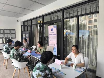 汽車學(xué)院心理健康現(xiàn)場咨詢活動(dòng) 守護(hù)心靈，賦能成長